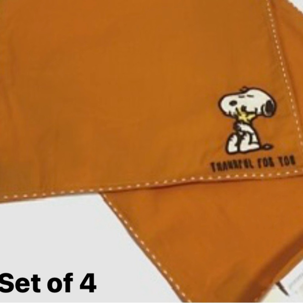 Pottery Barn Kids  Snoopy Napkins Set of 4